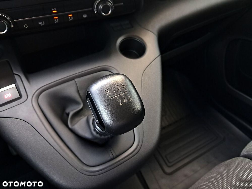 Toyota PROACE CITY - 24