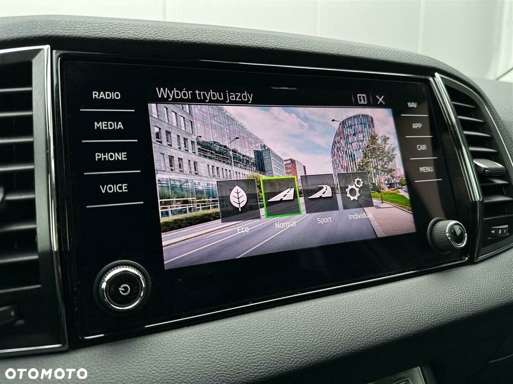 Skoda Karoq 1.5 TSI ACT 4x2 Style DSG - 19