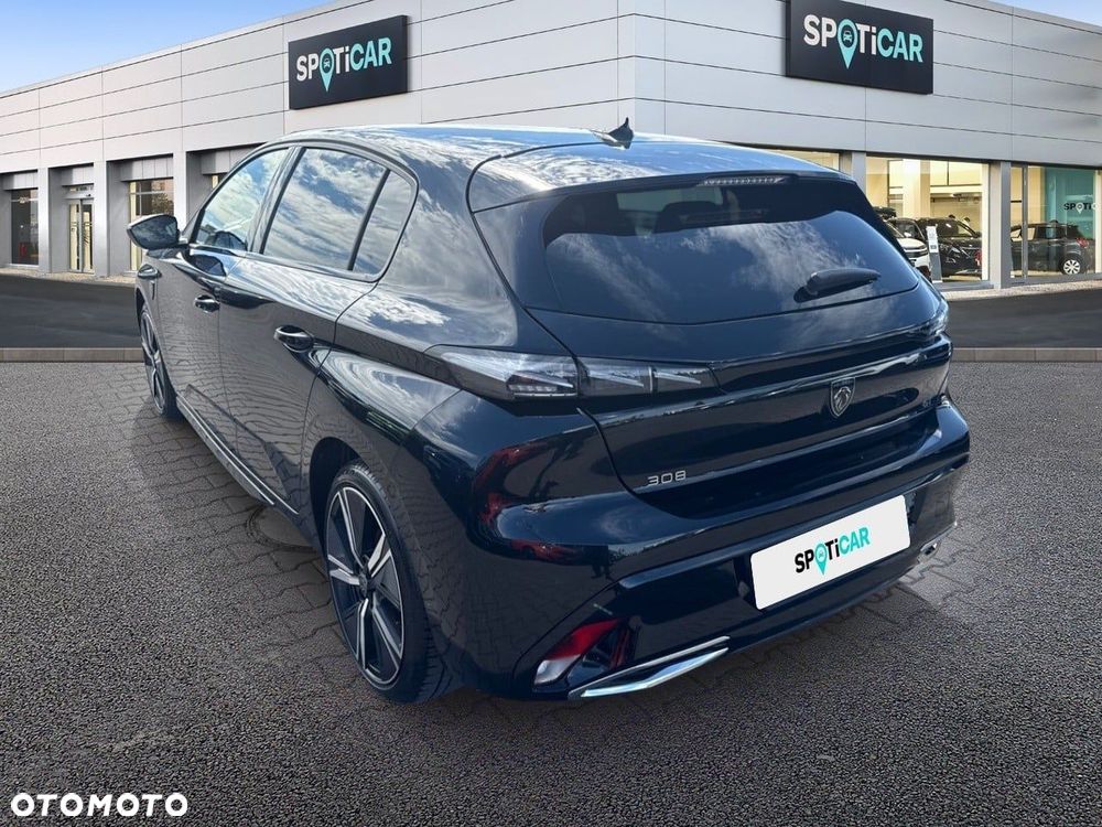 Peugeot 308 - 8