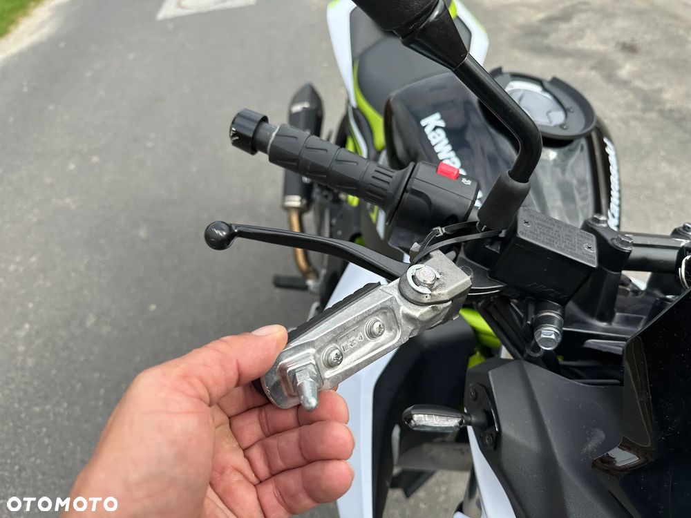 Kawasaki Z - 6