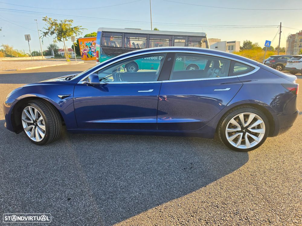 Tesla Model 3 Standard Range Plus RWD - 2