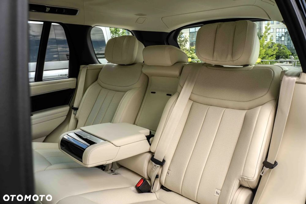 Land Rover Range Rover 4.4 V8 P535 Autobiography - 23