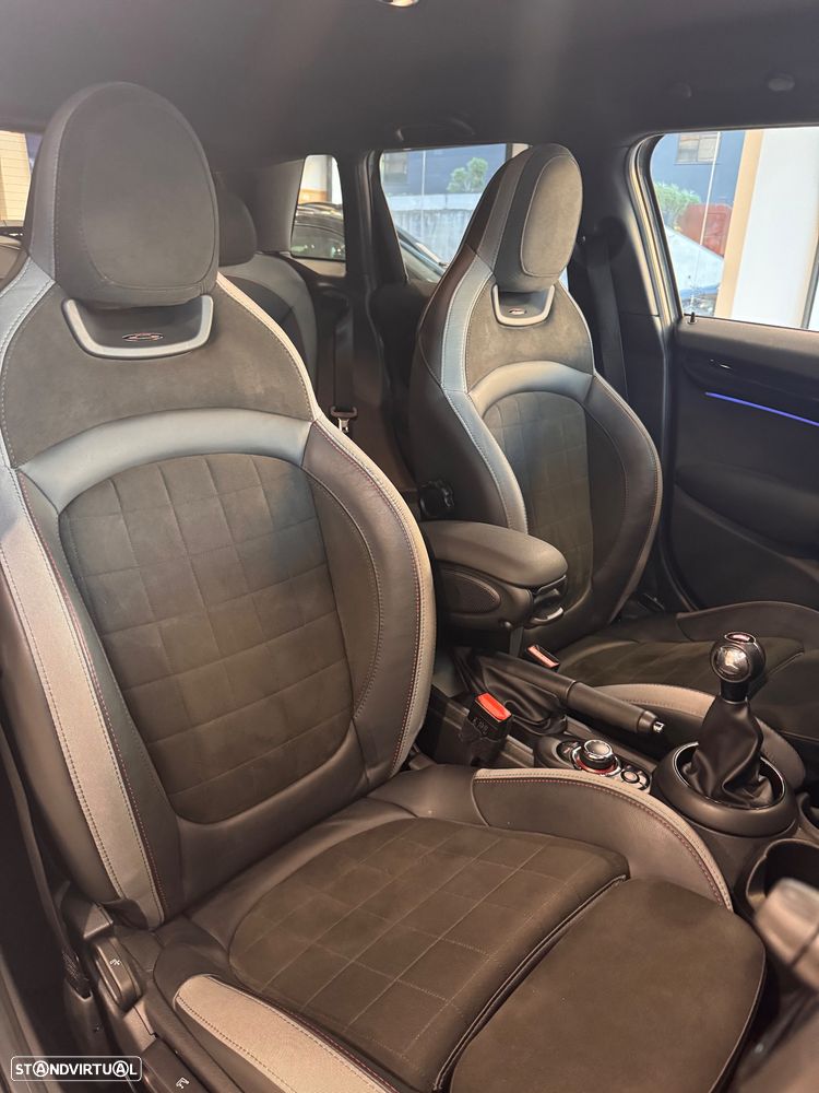 MINI 5 Portas One JCW - 21