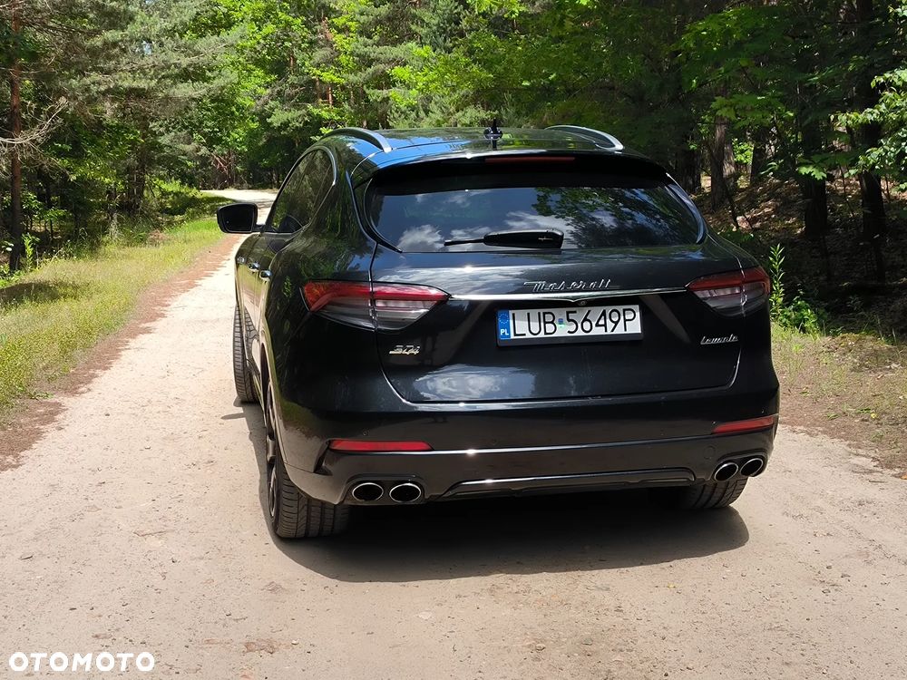 Maserati Levante S Q4 - 12