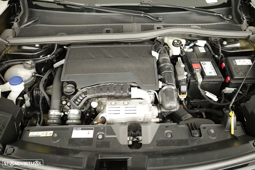 Peugeot 2008 1.2 PureTech GT EAT8 - 25