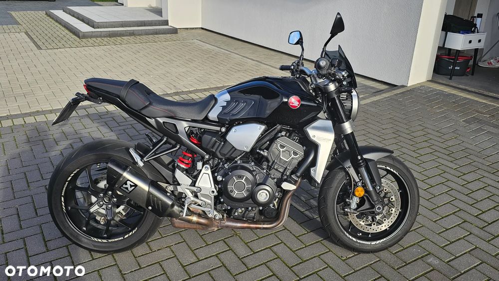 Honda CB - 2