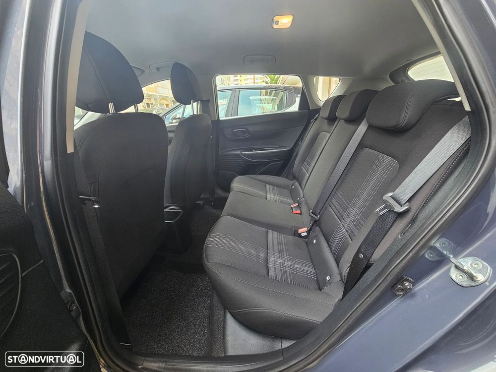 Hyundai Bayon 1.2 Select - 22