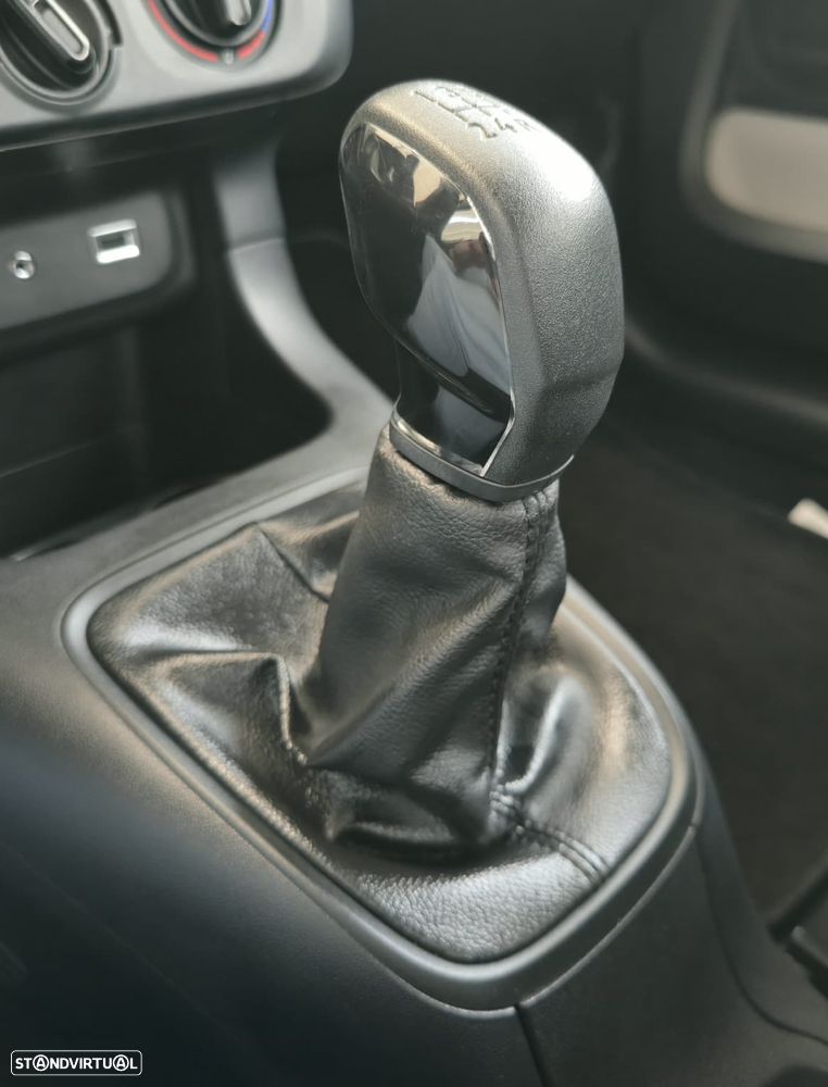 Citroën C3 Pure Tech Feel - 16