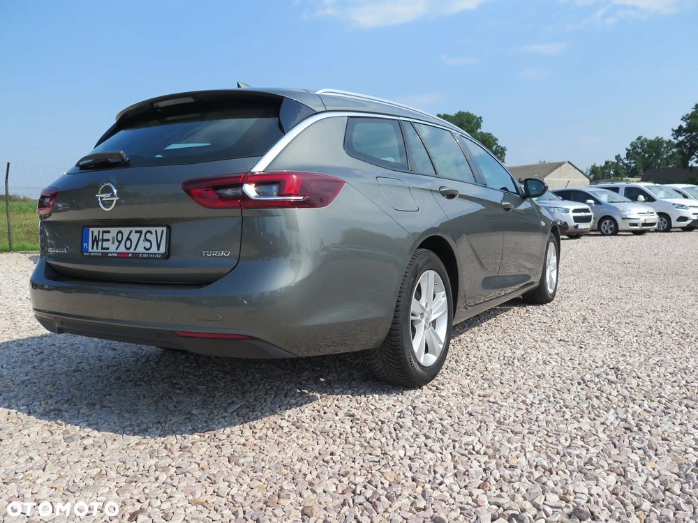 Opel Insignia 1.5 T Exclusive S&S - 13