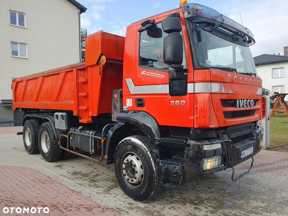 Iveco TRAKKER - 10