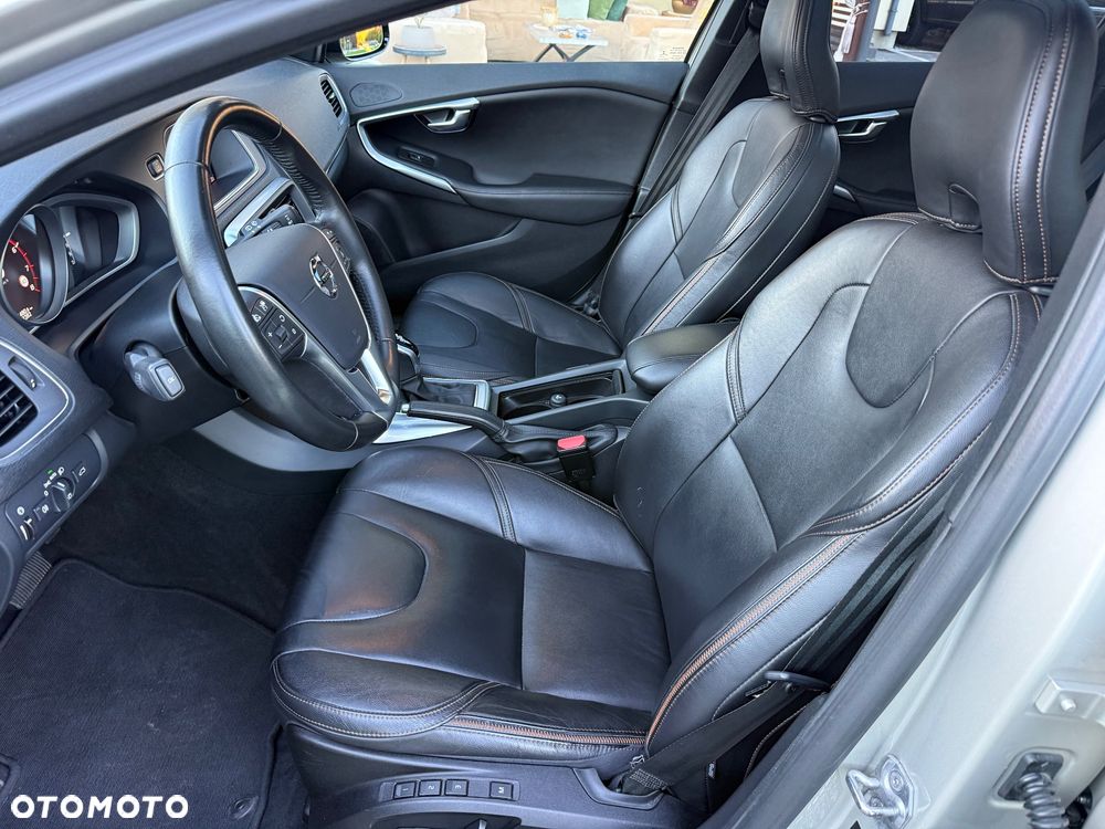 Volvo V40 Cross Country T5 AWD Geartronic Summum - 22