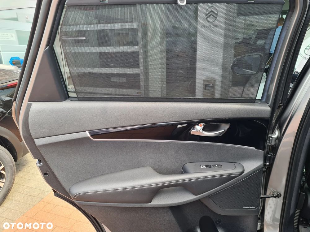 Kia Sorento 2.0 CRDI GT Line - 29