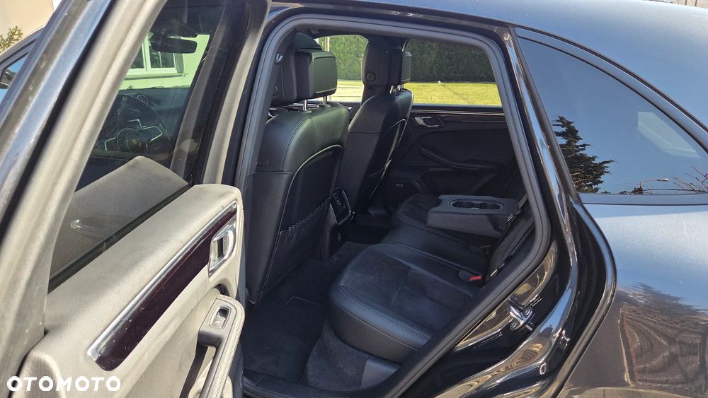 Porsche Macan Standard - 15