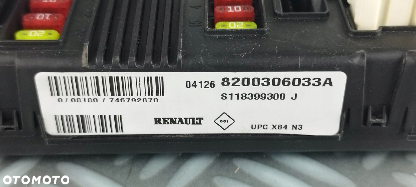 moduł BSI BSM UPC X84 N3 RENAULT MEGANE II SCENIC 2 8200306033A S118399300J - 8