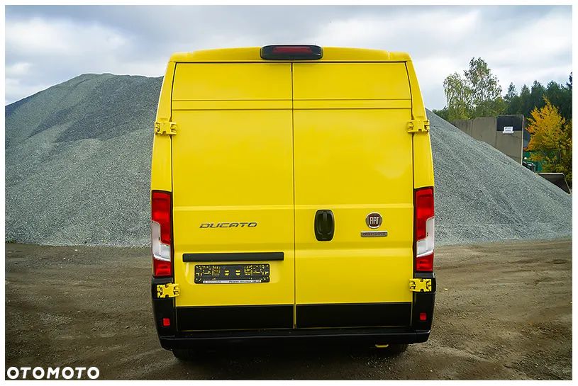 Iveco 35C18 - 8