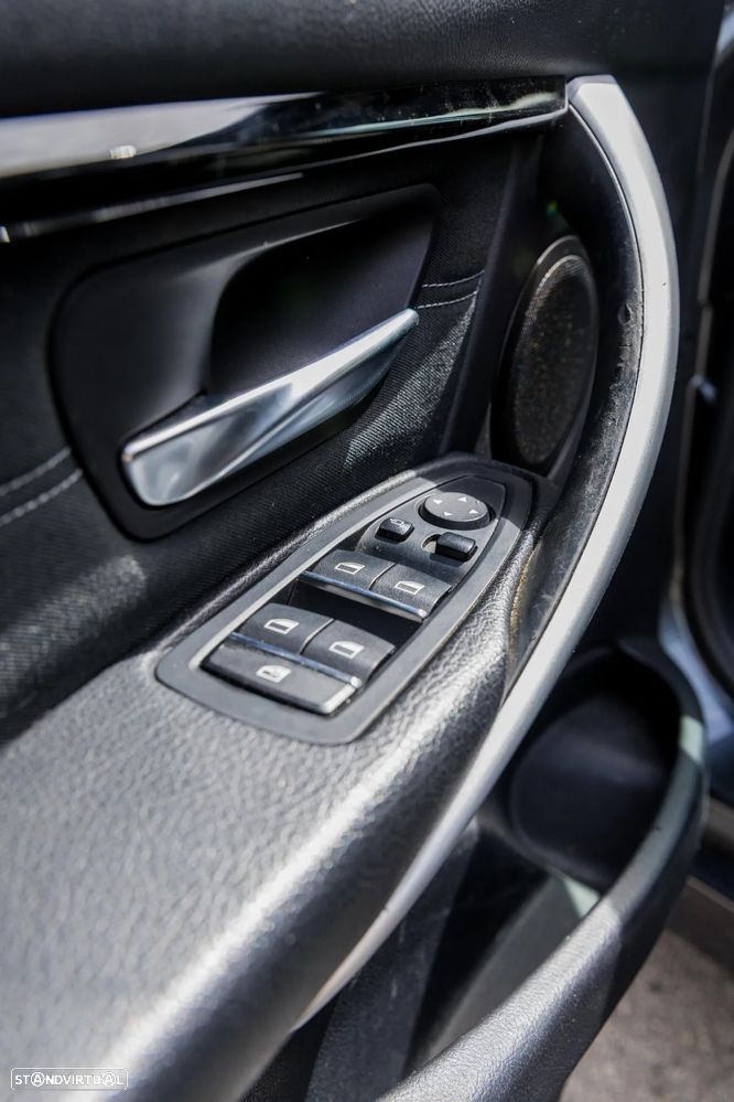 BMW 318 d Touring Line Sport Auto - 13