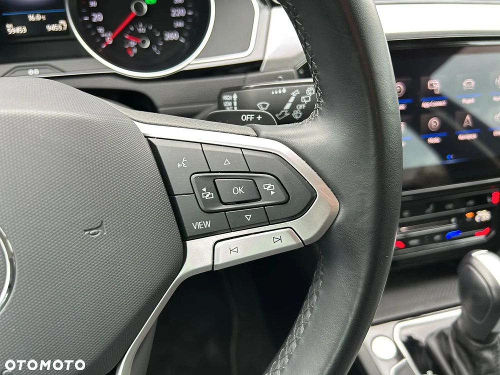 Volkswagen Passat - 24