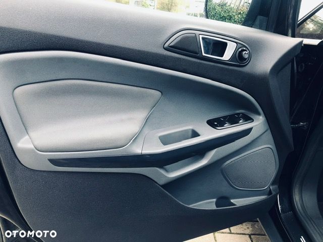 Ford EcoSport 1.0 EcoBoost TITANIUM - 28