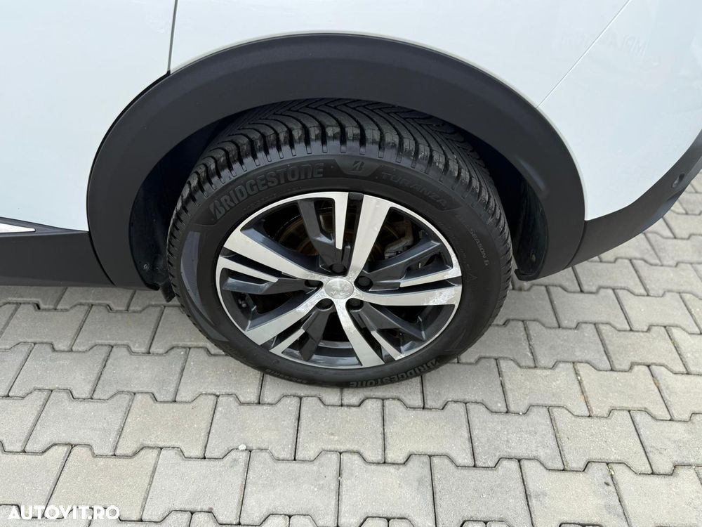Peugeot 3008 BlueHDi 130 Stop & Start EAT8 Allure Business-Paket - 8