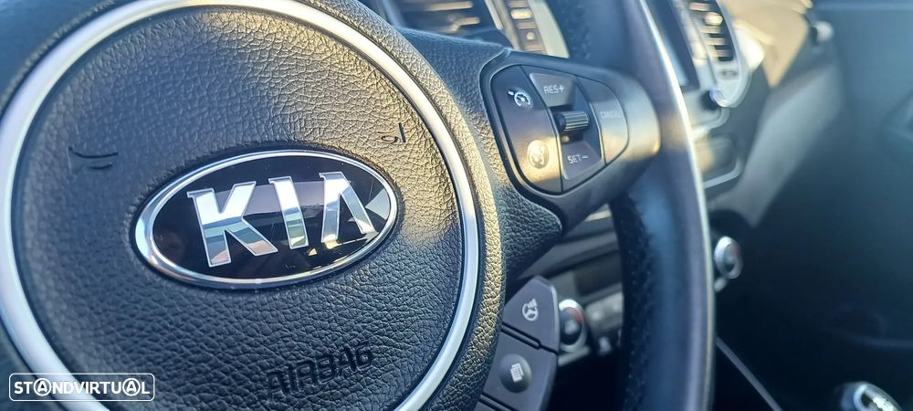 Kia Carens 1.7 CRDi ISG TX - 48
