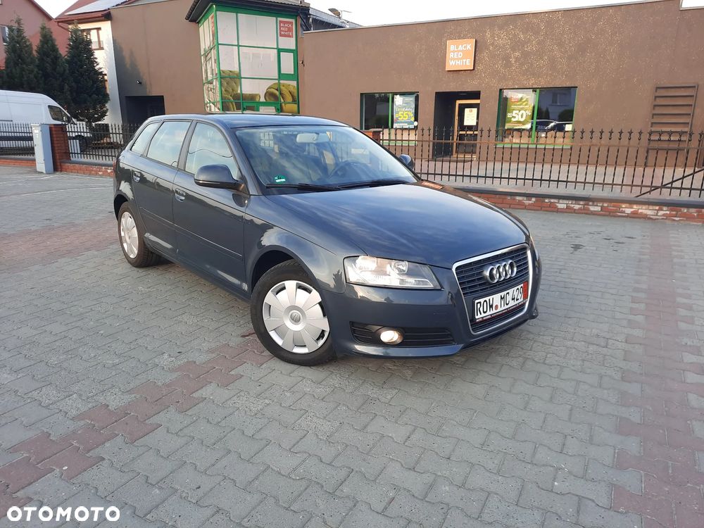 Audi A3 Sportback - 4