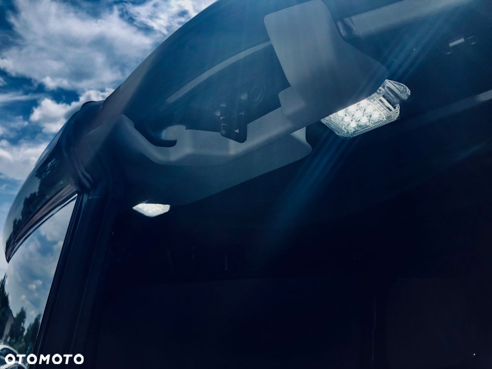 Ford Transit Custom Van Limited 2.0 170KM  FWD - 21