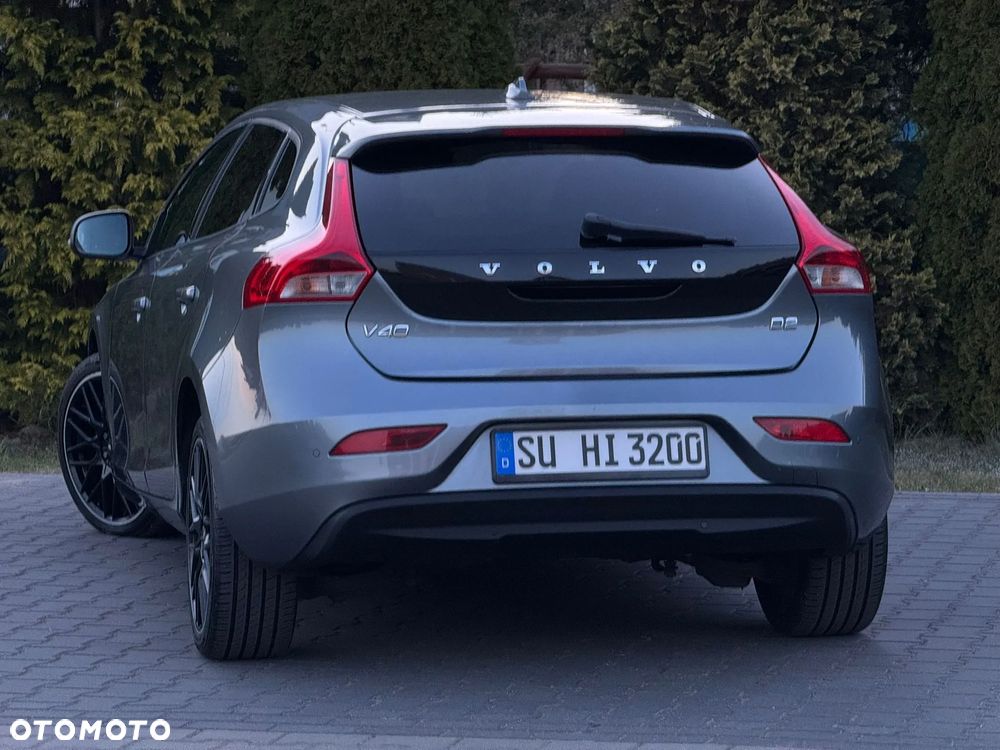 Volvo V40 D2 Drive-E Summum - 6