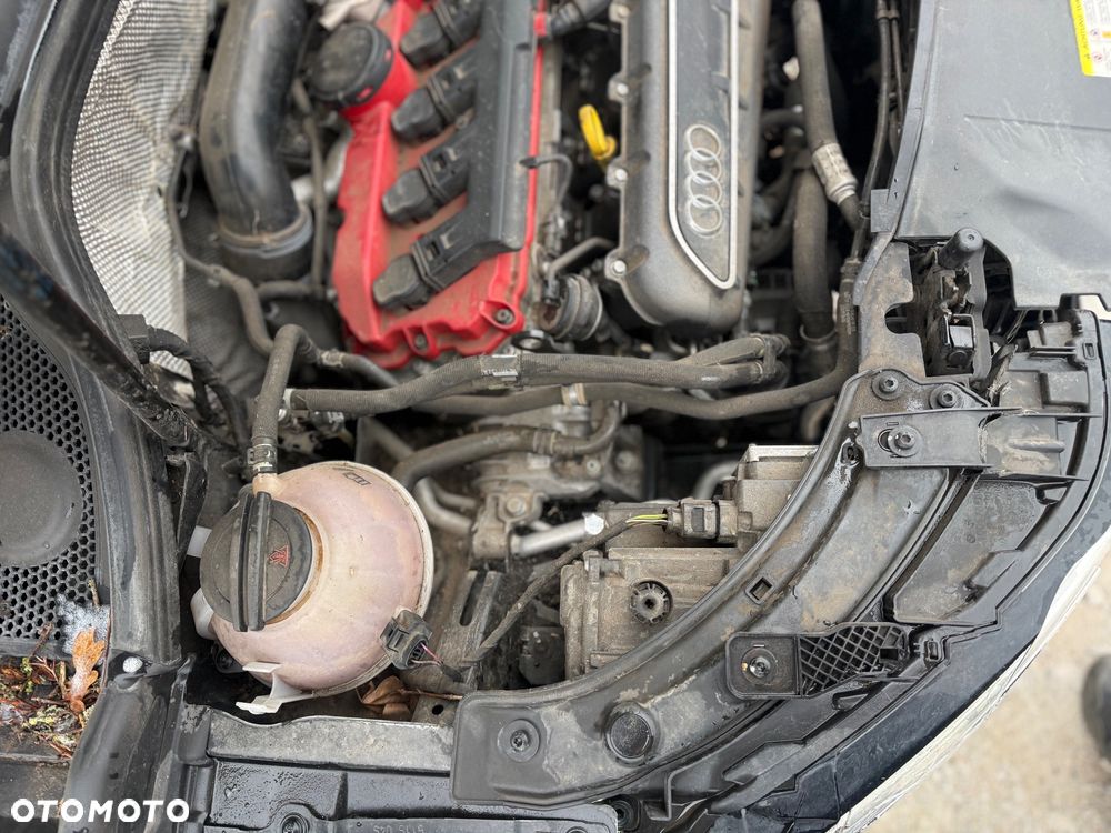 Audi RS Q3 2.5 TFSI quattro S tronic - 15