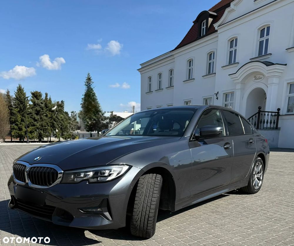 BMW Seria 3 318d - 1