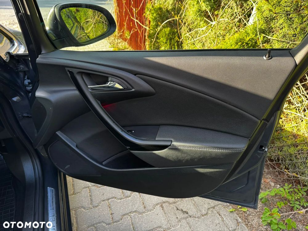 Opel Astra 1.4 Turbo Cosmo - 9