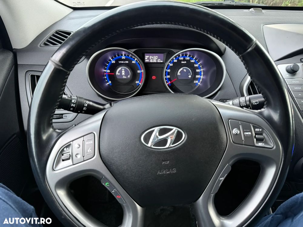 Hyundai ix35 2.0 CRDI 4WD Style - 16