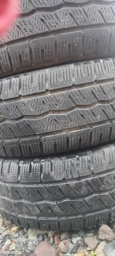 225/65/16 c hankook winter icept lv - 4