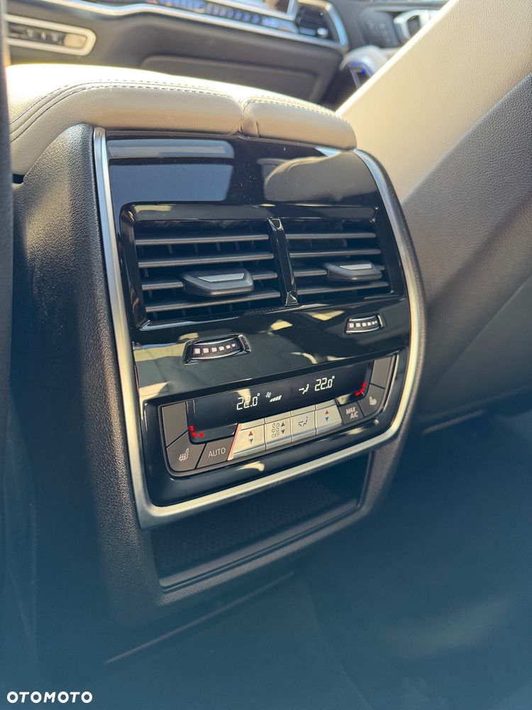 BMW X6M - 11