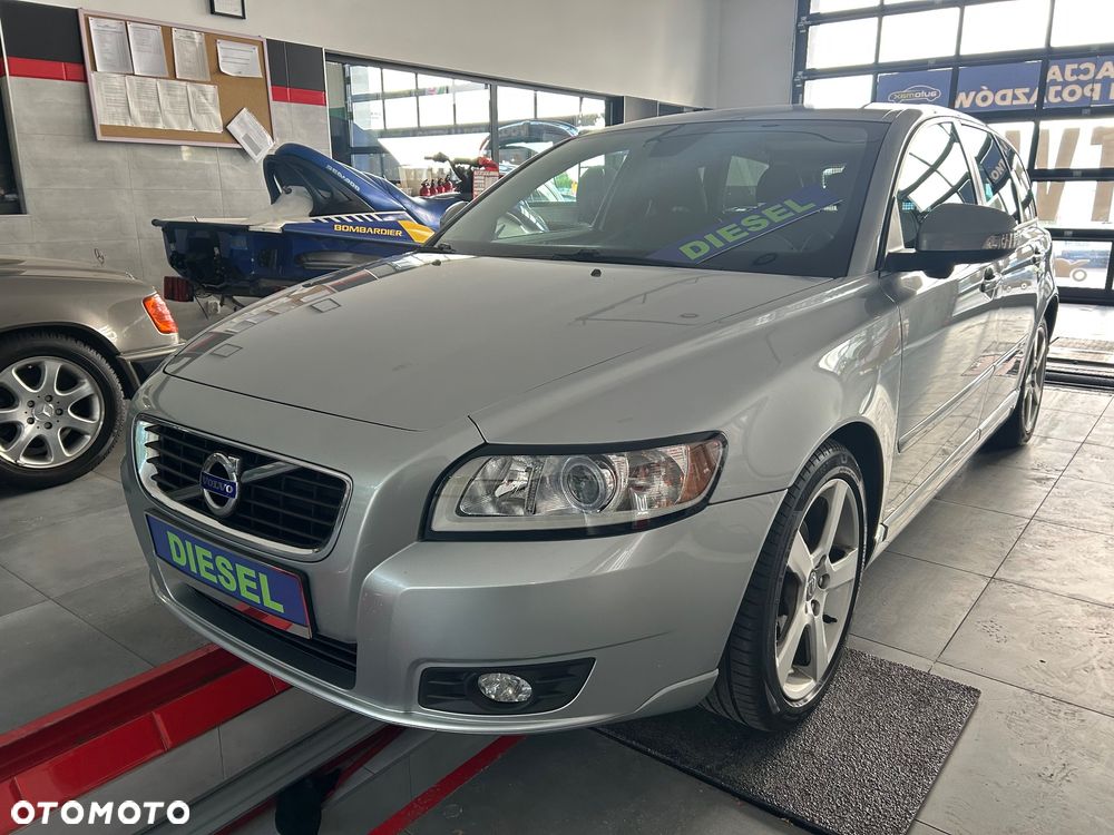 Volvo V50 D2 Business Edition - 1