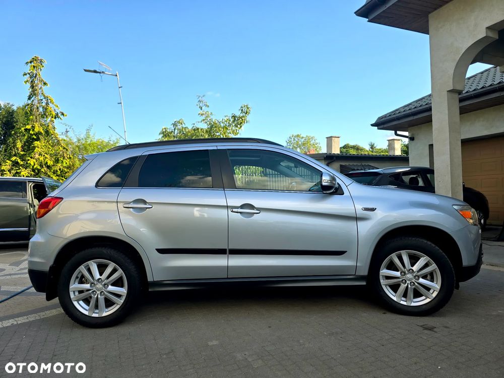 Mitsubishi ASX - 8