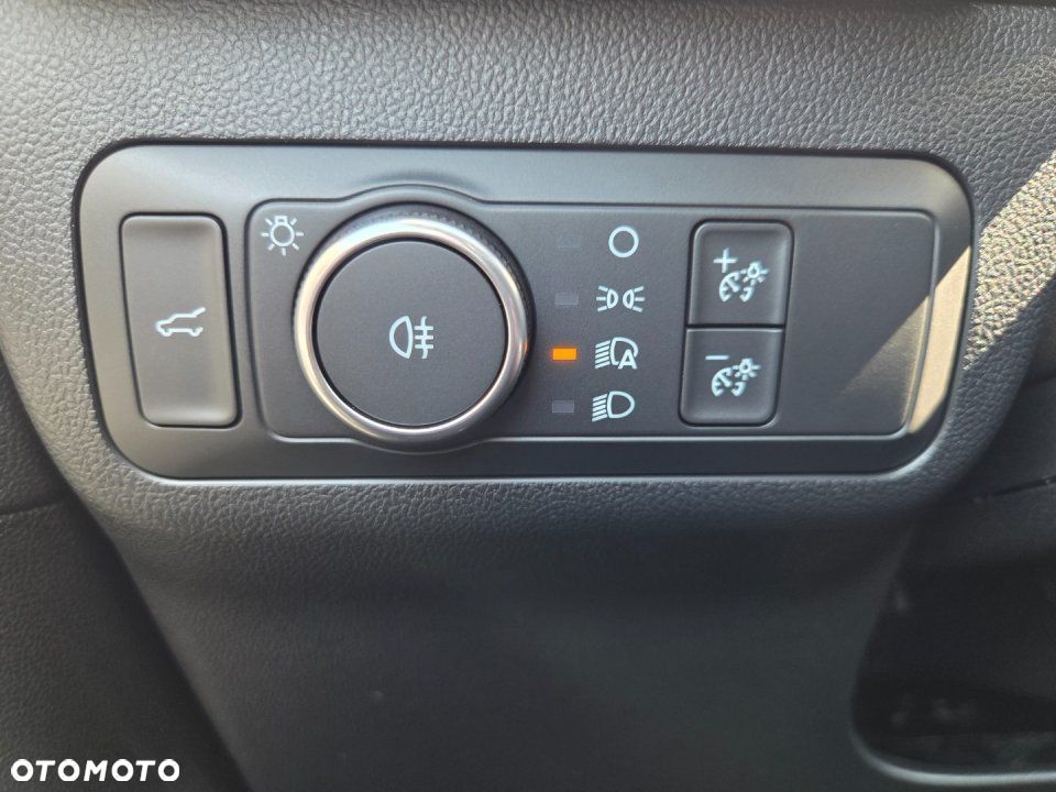 Ford Kuga - 12