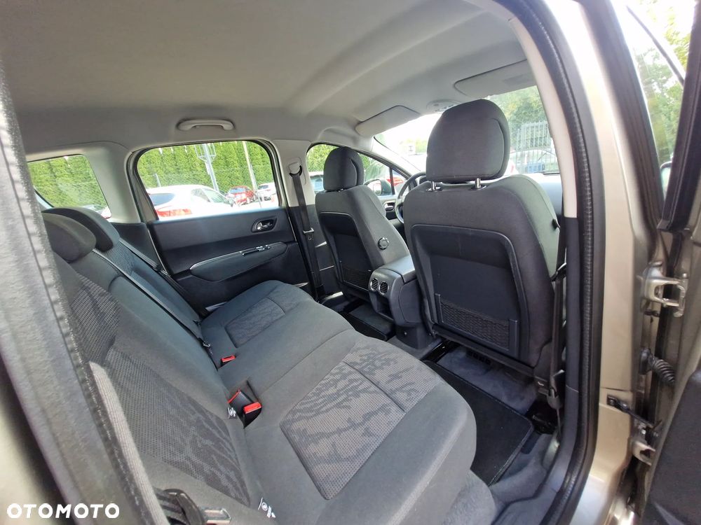 Peugeot 3008 1.6 Premium - 19