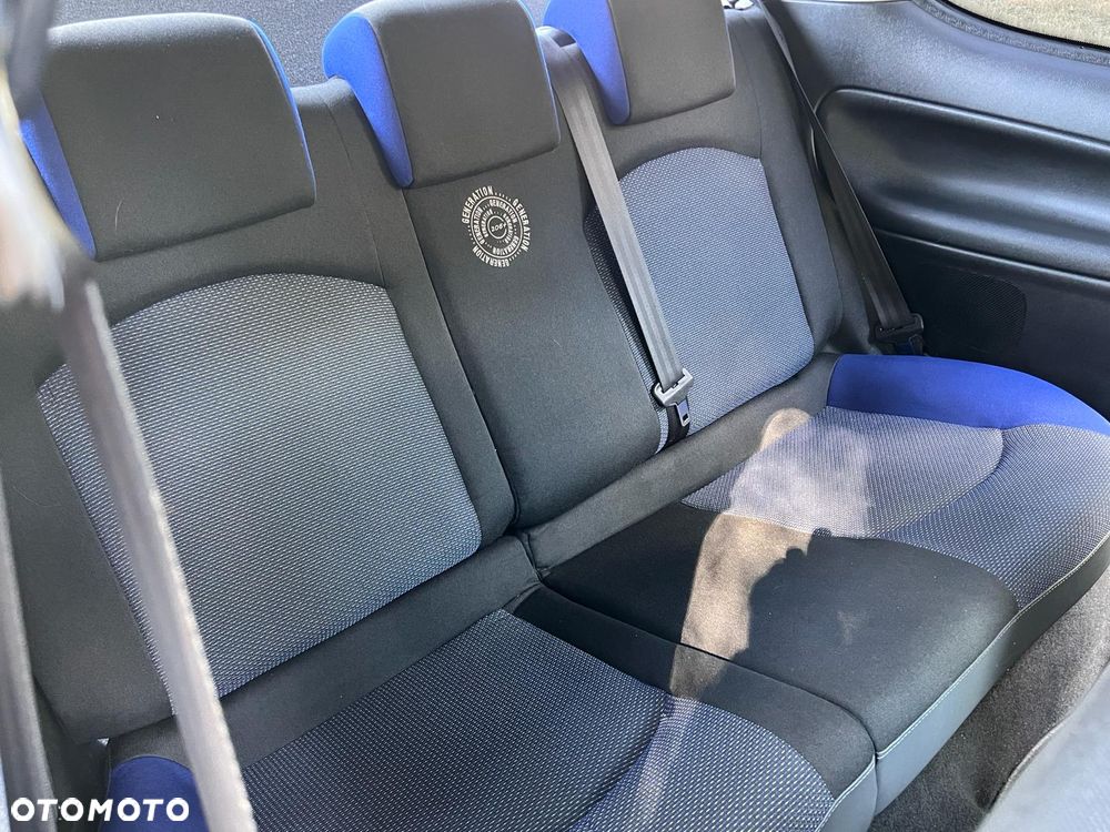 Peugeot 206 plus 75 - 15