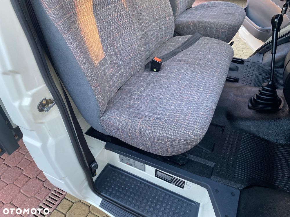 Ford TRANSIT 2,5 D Pompa na linkę, bezwypadkowy - 26