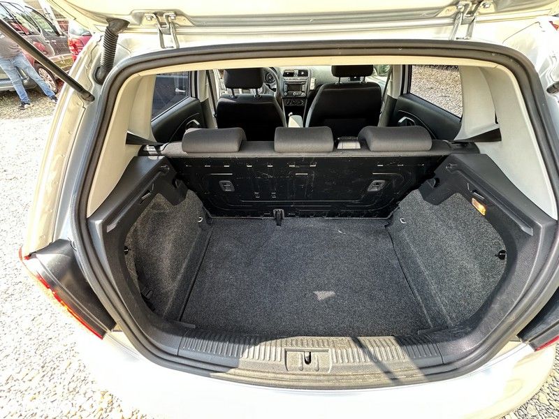 Volkswagen Polo - 15
