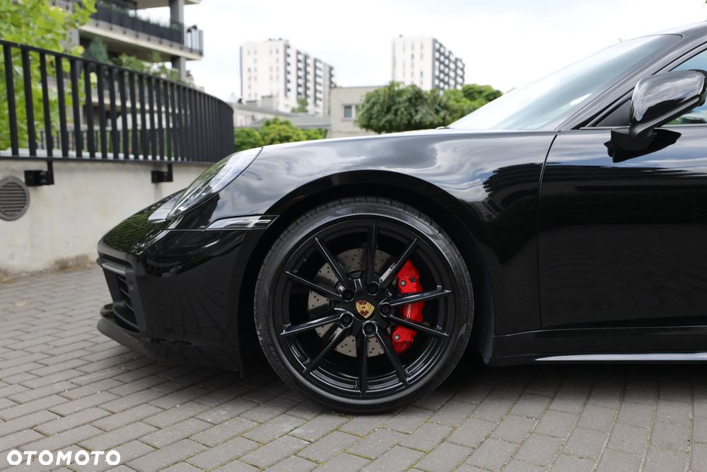 Porsche 911 Carrera S - 8