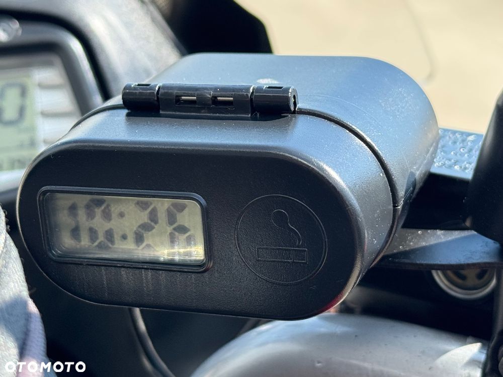 Suzuki V-STROM - 11