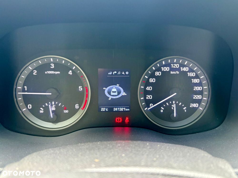 Hyundai Tucson blue 1.7 CRDi 2WD Trend - 11