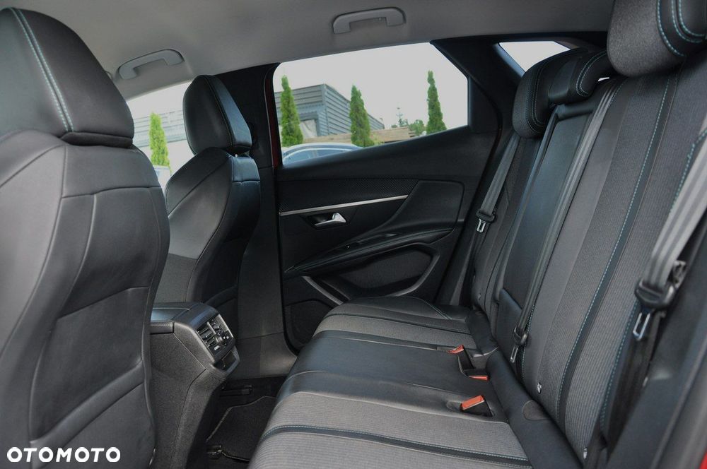 Peugeot 3008 1.2 PureTech Allure Pack S&S - 13