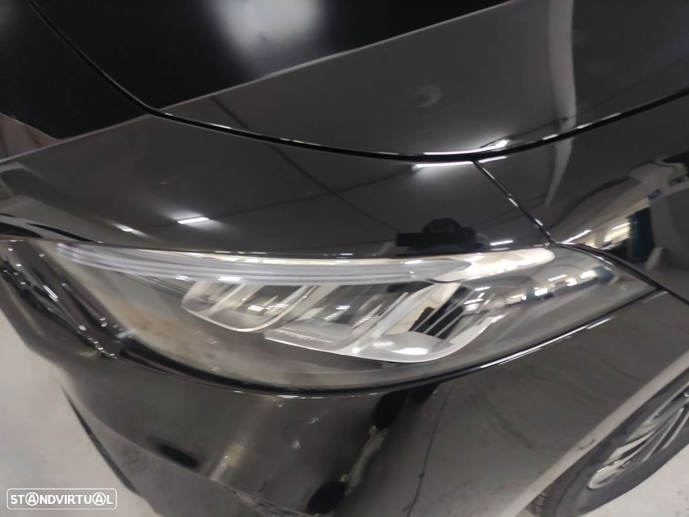 Mercedes-Benz A 250 e - 4