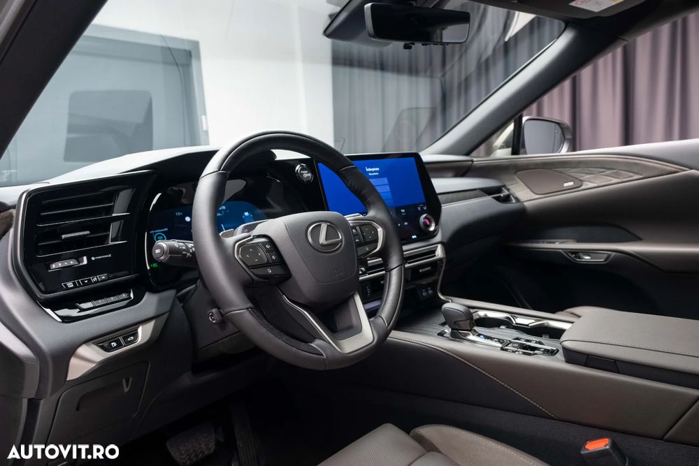 Lexus Seria RX 450h+ E-Four PHEV Luxury - 13