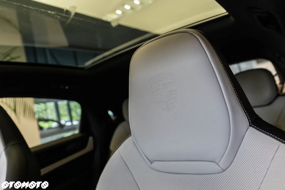 Porsche Cayenne Black Edition - 32
