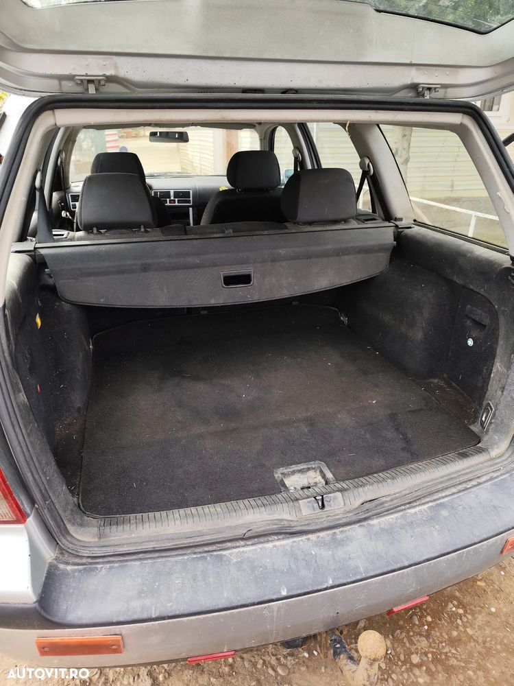 Volkswagen Golf 1.9TDI 4Motion Basis - 3