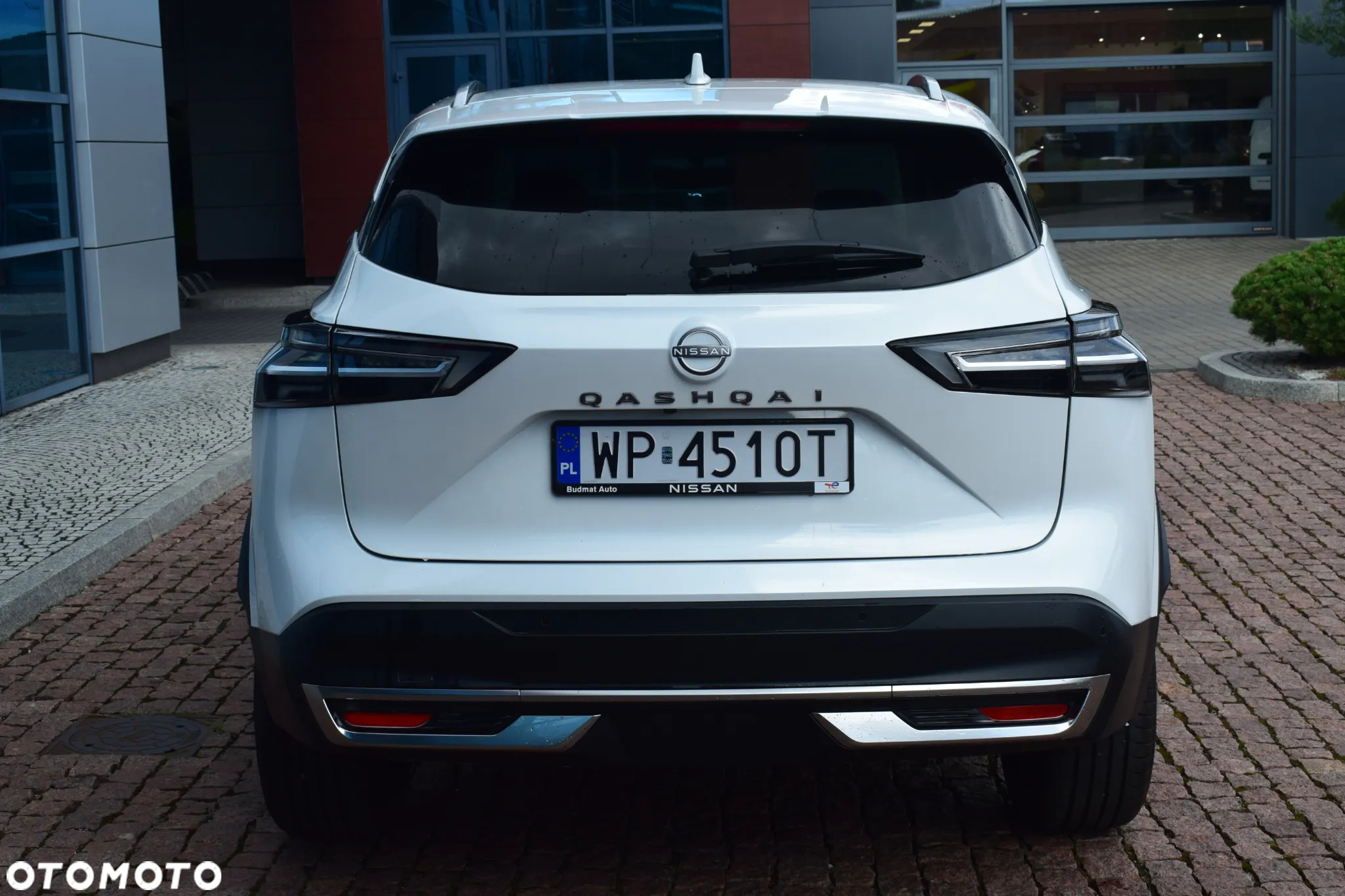 Nissan Qashqai 1.3 DIG-T mHEV N-Connecta Xtronic - 4