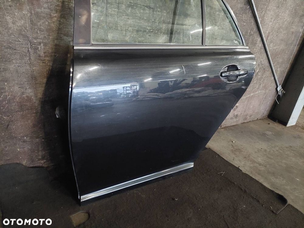 DRZWI KOMPLETNE LEWY TYŁ TOYOTA AVENSIS T25 KOMBI 209 - 3